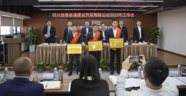 1676016075577259.jpg 3.jpg