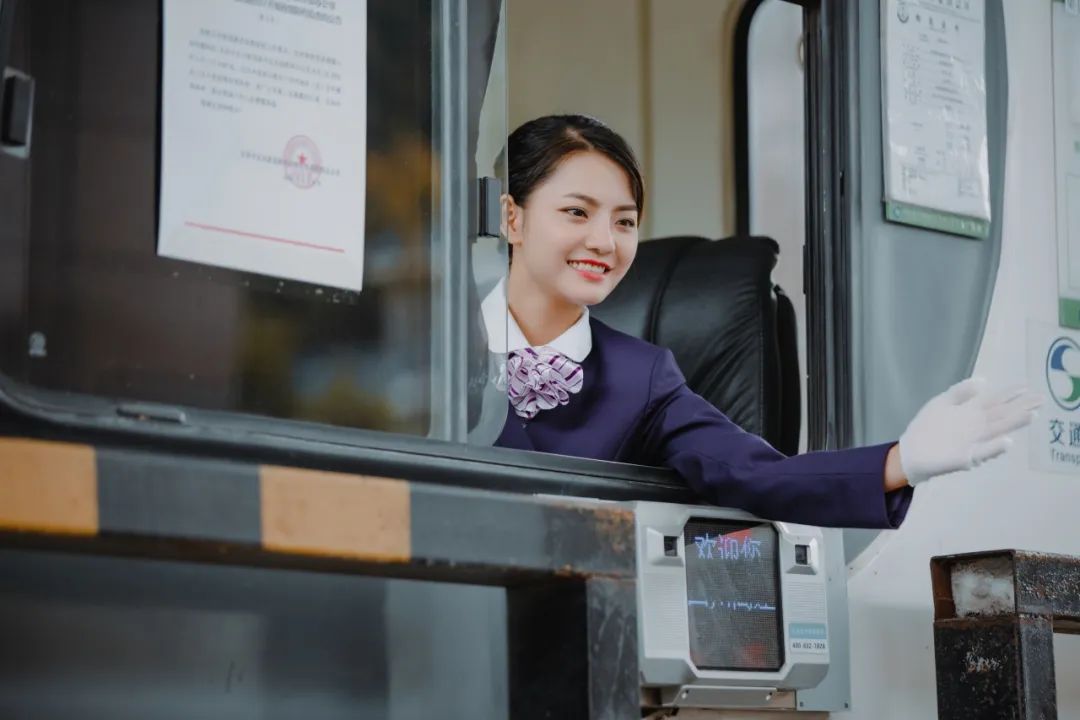 1691035513394815.jpg 4.jpg